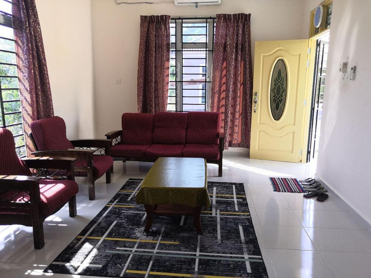 Ummi'S Homestay Besut Kampung Kuala Besut Εξωτερικό φωτογραφία